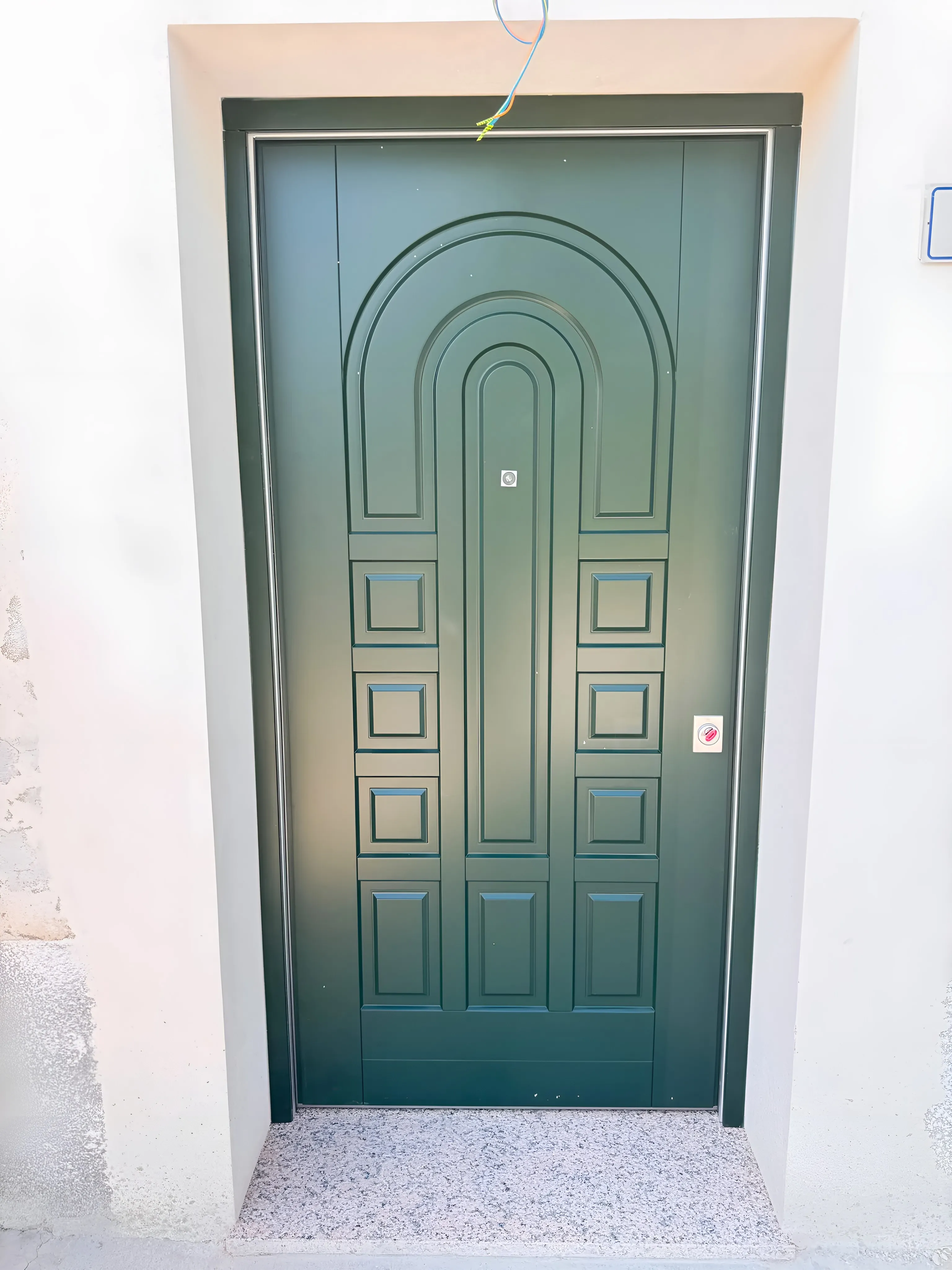 Lavoro: Porta blindata